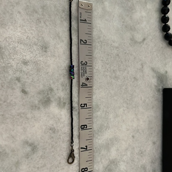 Crystal Black bracelet - Picture 3 of 3